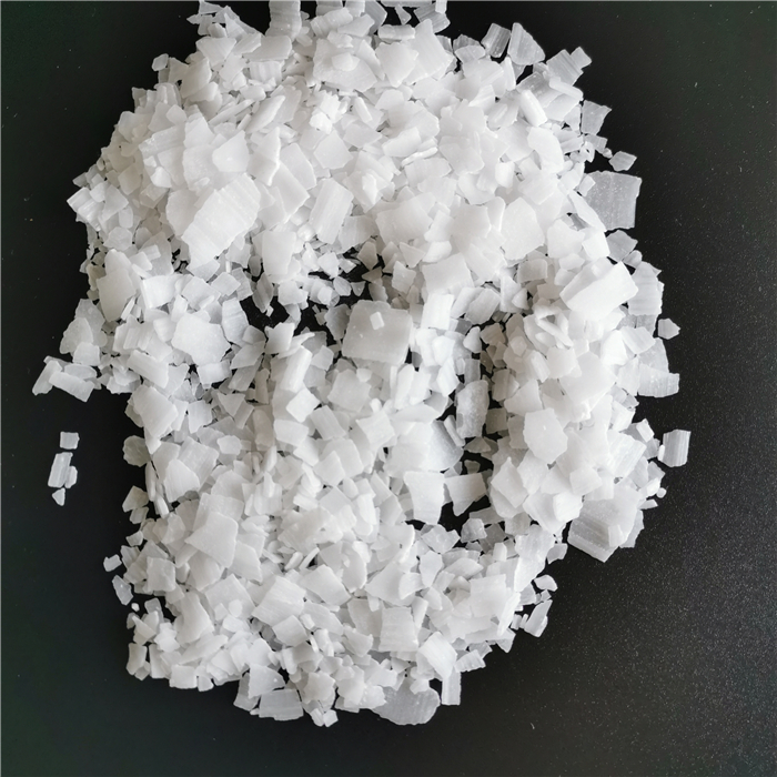 China caustic soda flakes 99% / caustic soda pearls 99% / caustic soda manufacturer for sale