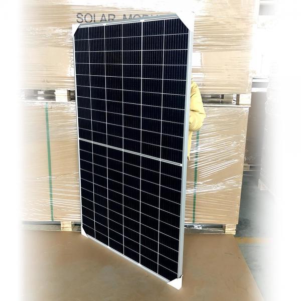 Cheap Monocrystalline Half Cut Solar Panel 580w Photovoltaic Mono Solar Module for sale