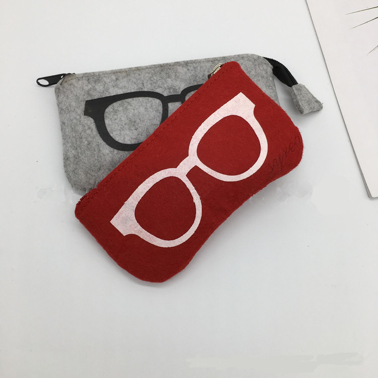 pouch sunglasses microfiber bag.size:9cm*18cm. 2mm microfiber.