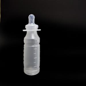 China Free sample full body silicone baby bottle china baby feeding bottle with spoon feeder case silicon on sale