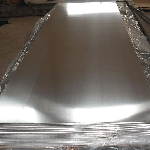 China GB/T3880.1 1.2mm Stucco Embossed Aluminum Sheet 1060 EN For Roofing on sale