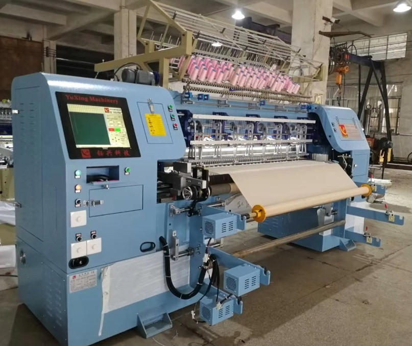 China 1.7M 800RPM Computerized Industrial Quilting Machine For Bags on sale