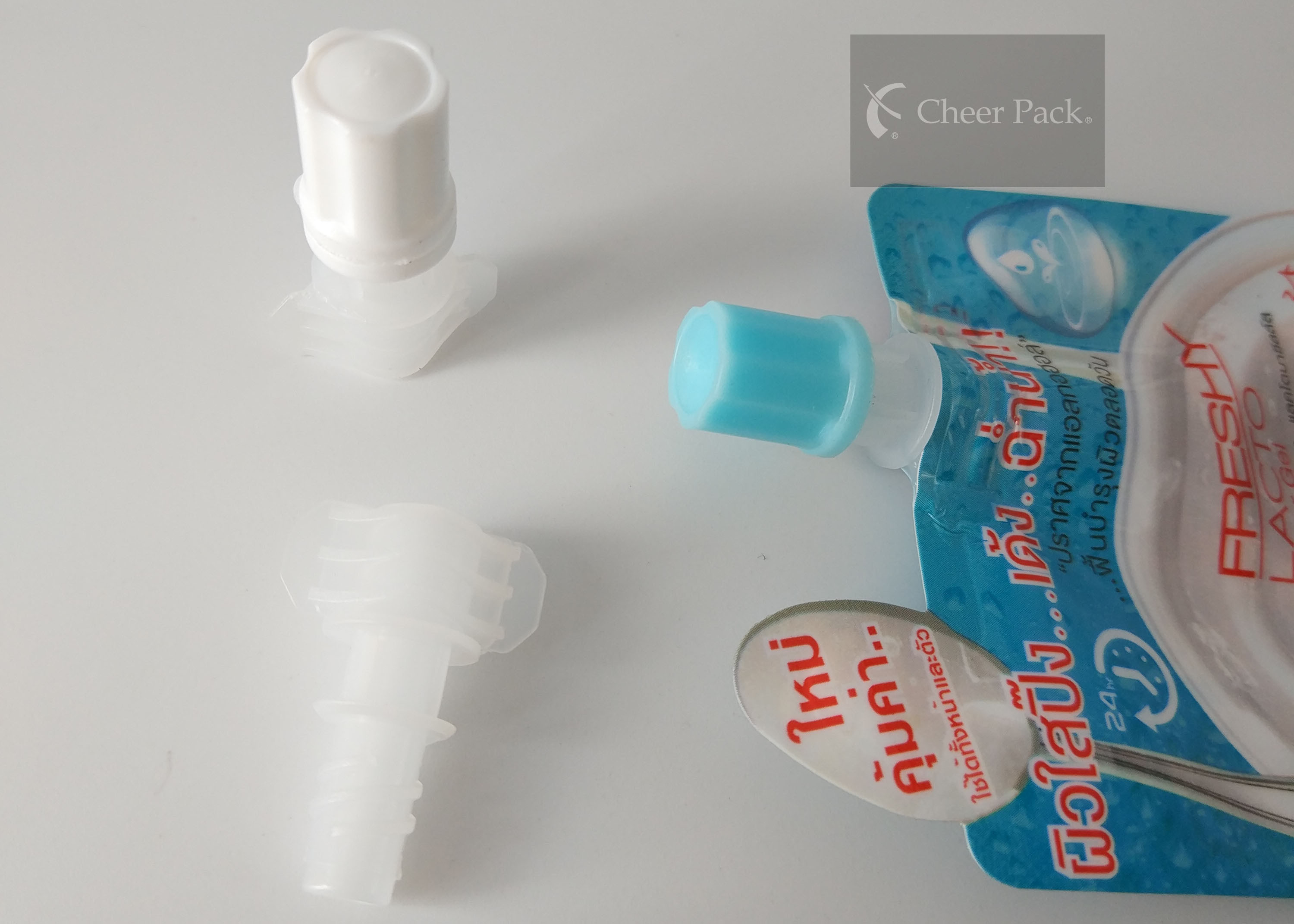 China High Resistance Food Grade Spouts For Pouches , Plastic Baby Food Pouch Spout on sale