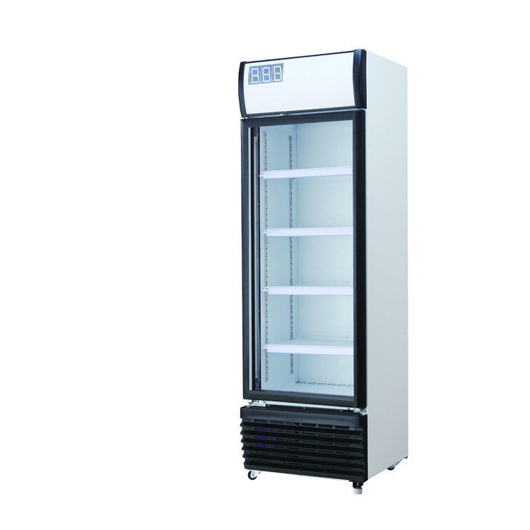 China Automatic Industrial Refrigeration Equipment Glass Door Beverage Display Cooler on sale