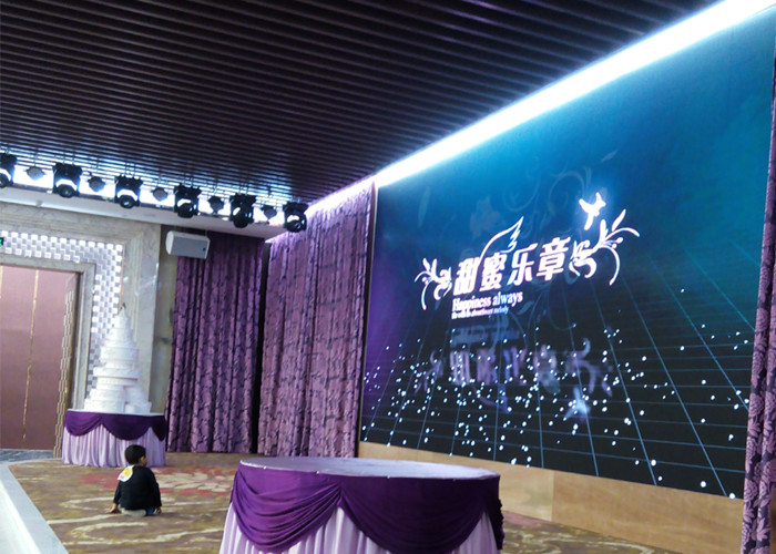 Best HD P4 Indoor Full Color LED Display advertising led billboard for exhibition wholesale
