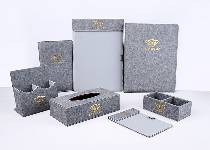 Cheap Hotel Desk  13*13*13.5cm PU Leather Tissue Box Embroidered Logo for sale