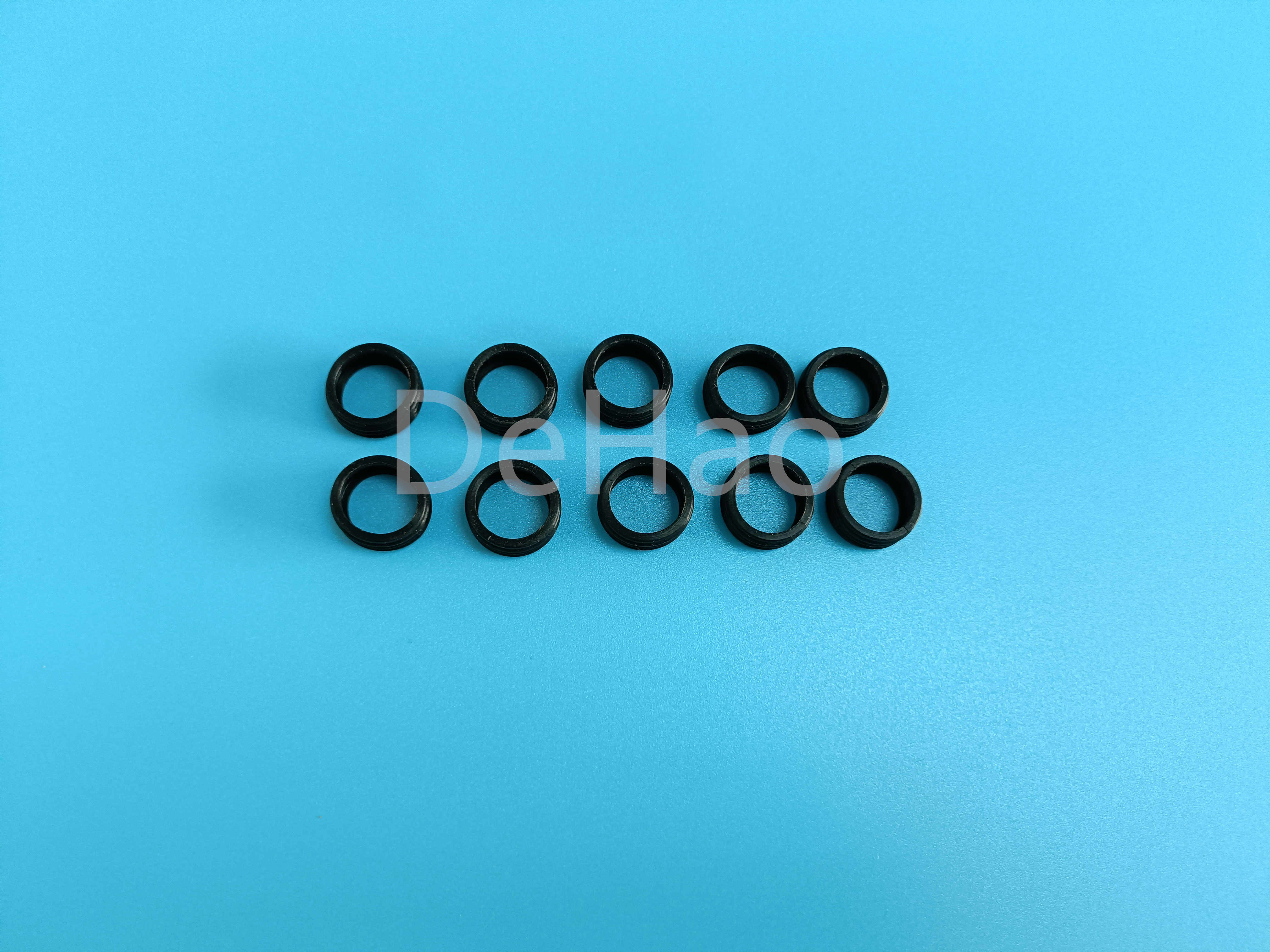 China Custom Size Silicone Rubber O Rings Seals & Gaskets OEM service on sale