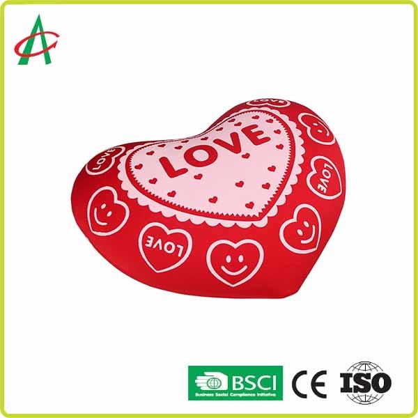 Best 57*56*65cm Soft Toy Pillow , EN71 Heart Shaped Pillow wholesale