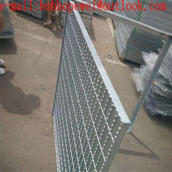 open steel grating/galvanised steel walkway/used grating for sale/perforated metal bar/catwalk metal grating