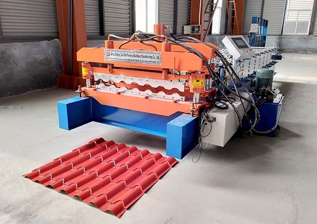 Half Round Roof Tile Making Machine , Full Automatic Glazed Tile Forming Machine