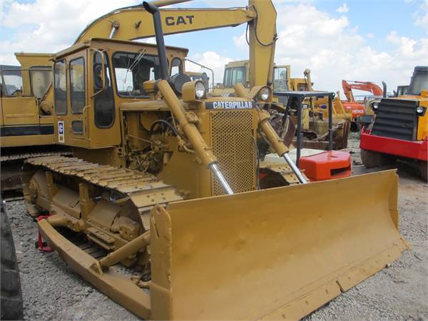 Cheap Used Caterpillar Bulldozer (CAT D6D),second hand dozers for sale