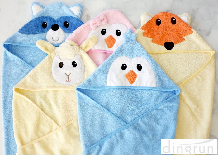 China 300gsm Personalized Hooded Baby Towels Animals Pattern For Beach / Bath on sale