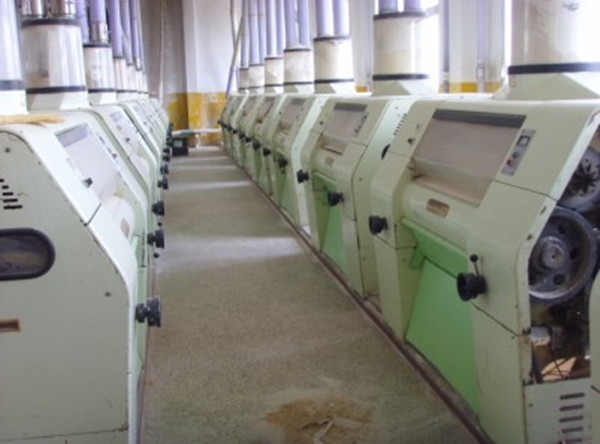China complete set flour milling machine on sale