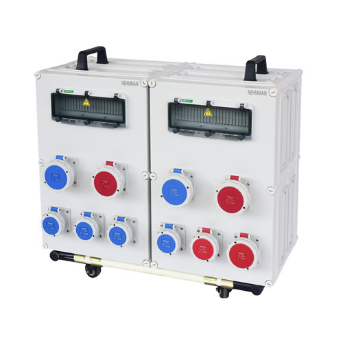 China 440V IP65 IEC Standard PE Industrial Socket Box Mobile Waterproof on sale