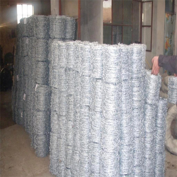 Buy cheap Galvanized Wire Mesh Roll Barbed Wire Fencing/Barbed wire length per roll from wholesalers
