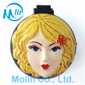 China Foldable Hair Brush with Mirror on sale