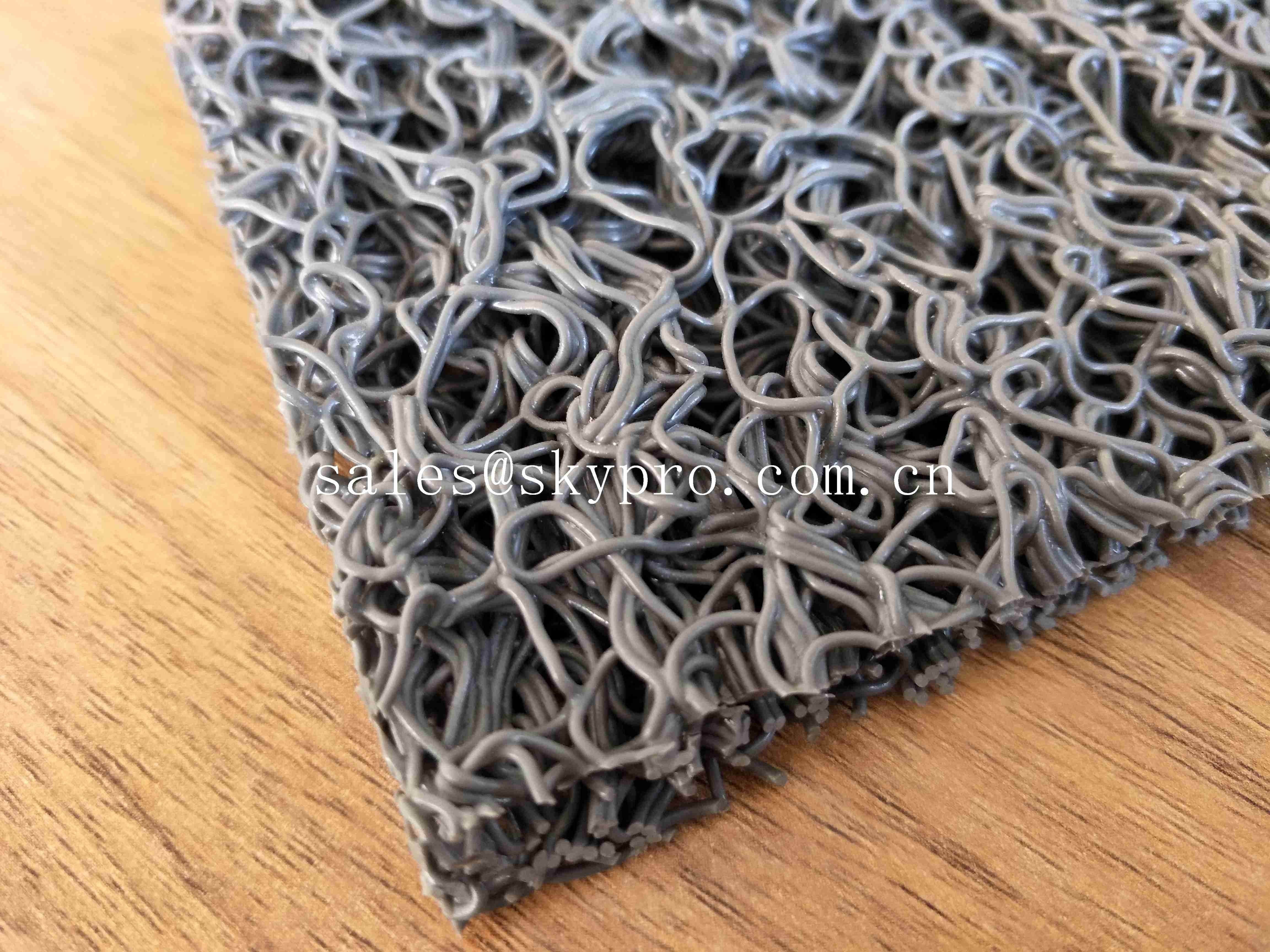 China Dark Blue Soft Rubber Mats Vinyl Loop Mats PVC Vinyl Roll Carpet Material on sale