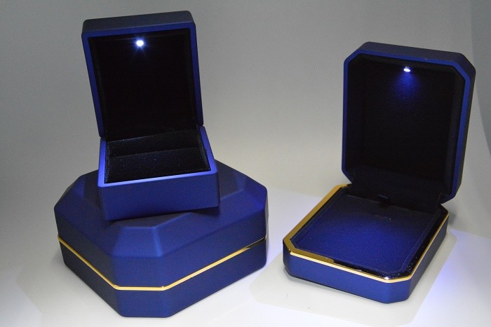 China Matte Blue Personalised Jewellery Box Customized Logo SGS Approved on sale