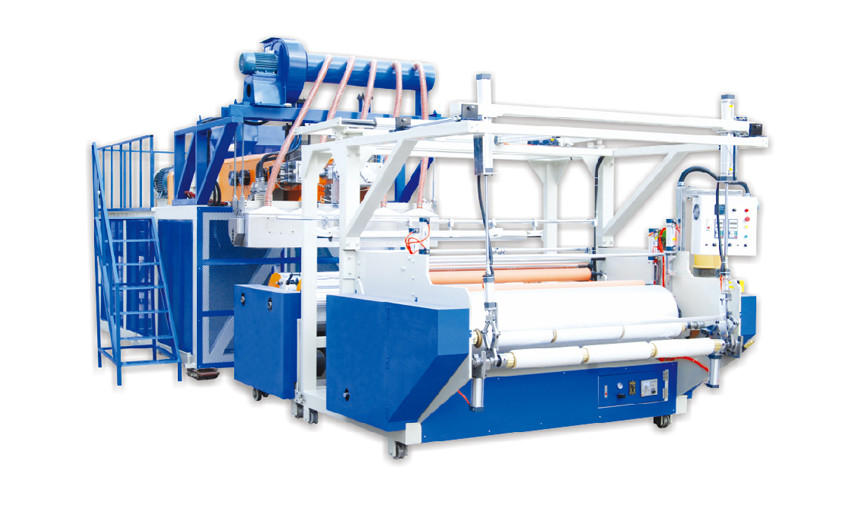 China 3 Layers Stretch Film Machine 1500mm PE Plastic Stretch Film Making Machine on sale