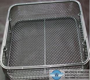 Cheap stainless steel wire mesh basket with handles for sale