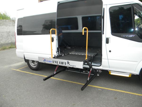 Cheap CE Electric Scissor Wheelchair lift for Van Loading 350KG for sale