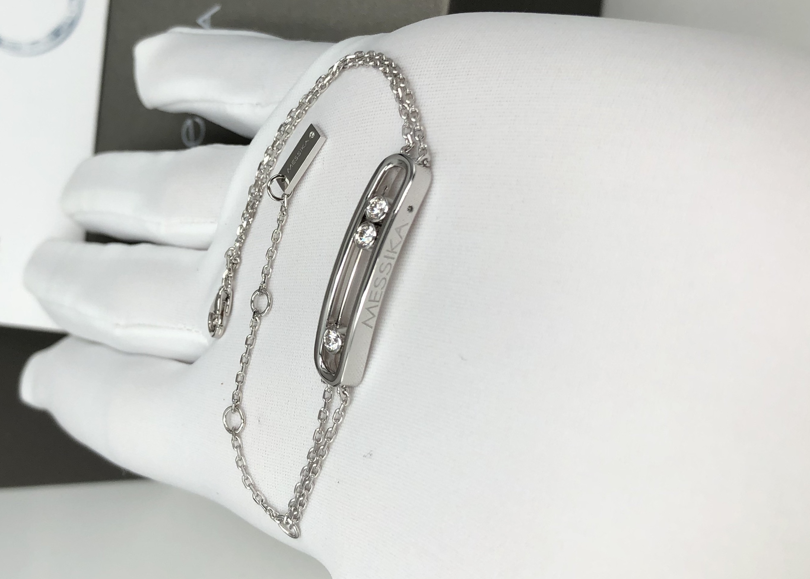 China No Gemstone Messika Dual Chain 18k White Gold Diamond Bracelet Large Size on sale