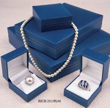 China hot-sales leatherette jewelry box /Plastic Jewelry Case/jewelry box on sale