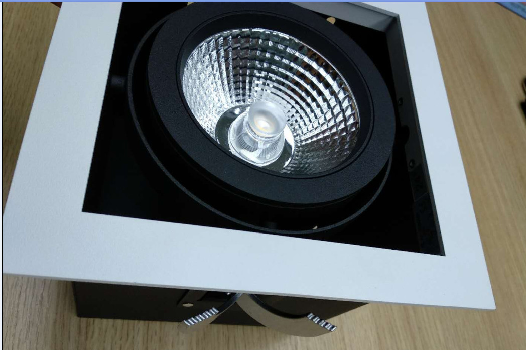 China Square Tiltable Aluminum Housing LED Recessed Downlight For Art Gallery 15W 3000K on sale