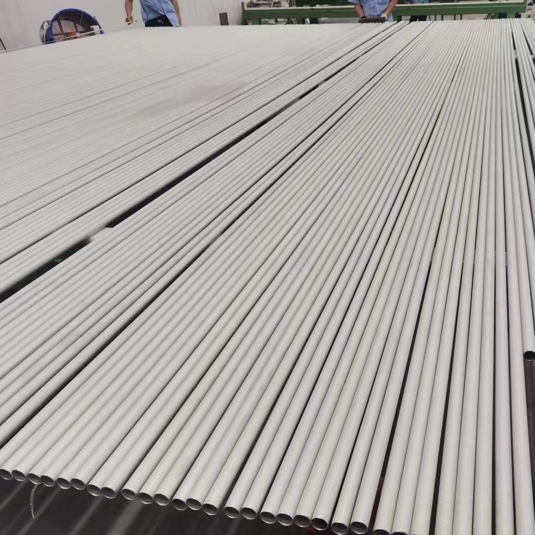 China UNS N08904 / 904L Stainless Steel Pipe Seamless Pipe Welded Pipe SS Pipe DN10 - DN500 on sale