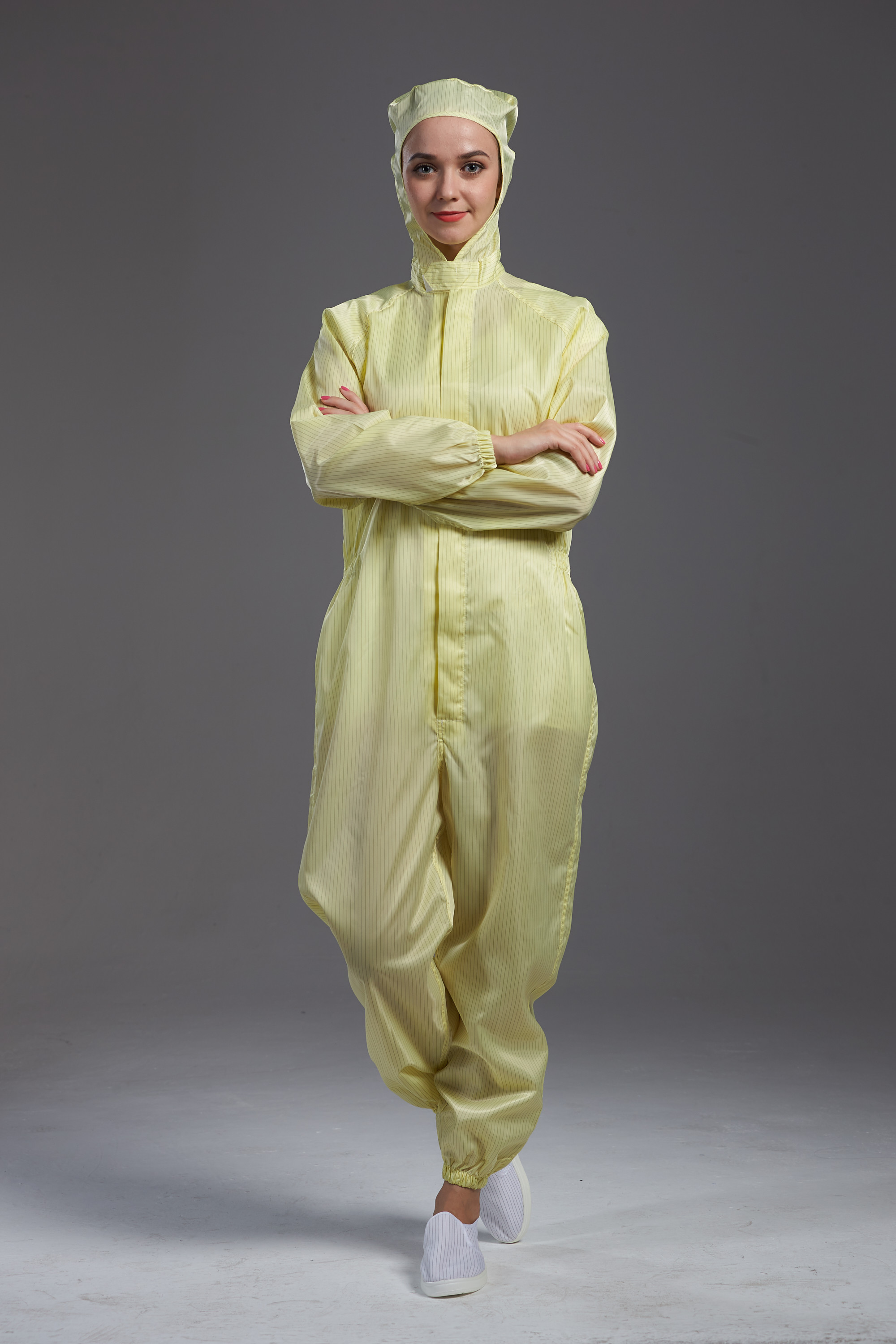 Best Anti Static Cleanroom ESD coverall yellow color connect with hoods for class 1000 or higer wholesale