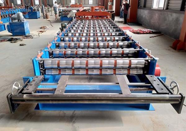 Half Round Roof Tile Making Machine , Full Automatic Glazed Tile Forming Machine