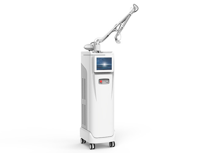 China 40W RF Fractional CO2 Laser For Skin Reconstruction Tightening on sale