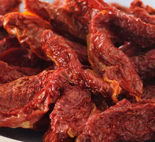 China Healthy Organic Dried Tomatoes Half Cutted Size Open Air Cultivation Type on sale