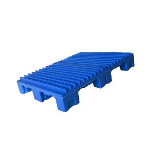 China Rackable 1060x750 Injection Molded Plastic Pallets HDPE 4000Kg Logistics on sale