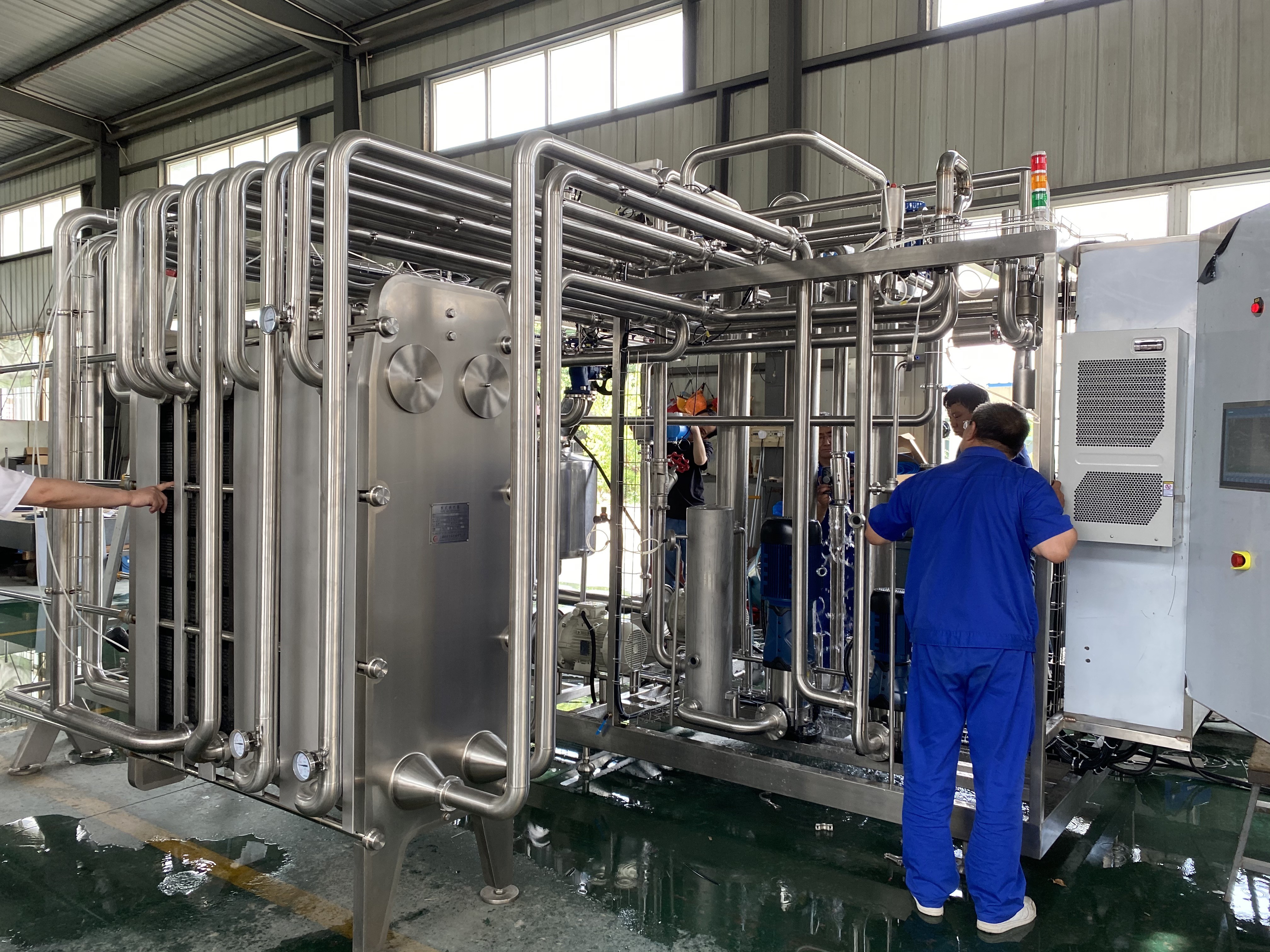 Best Beverage Pasteurization Sterilizer Equipment SUS 316 5-10T/H Capacity wholesale
