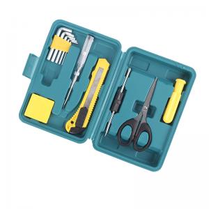 China 11pcs Of Household Tool Kit Set Hardware Tools Sockets Set Car Repair Tool Kit Set on sale