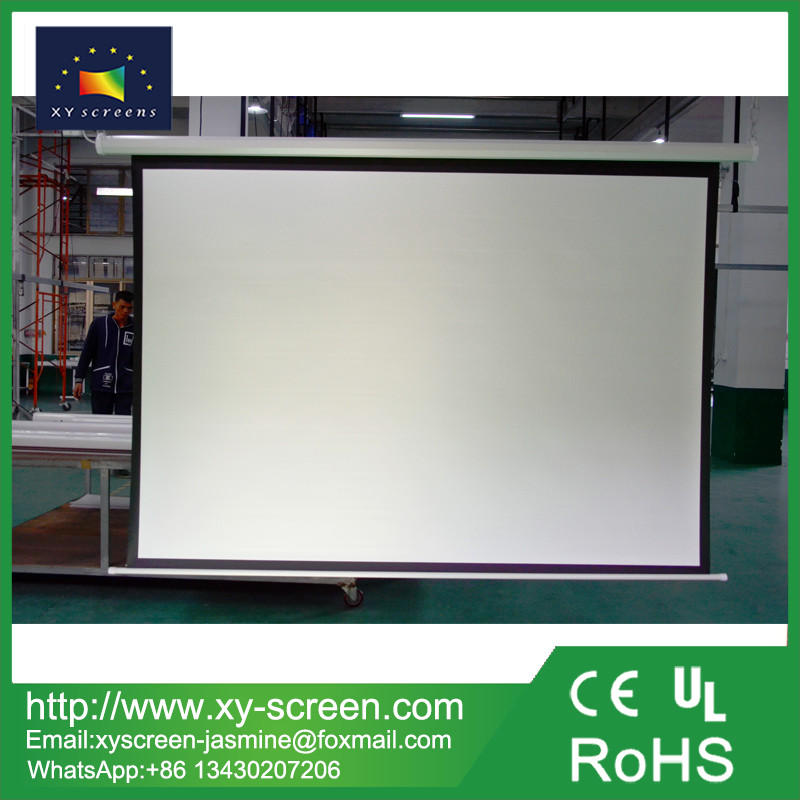 China Manual Pull Down Projection Screen Wall Projector Screen for Business Education on sale
