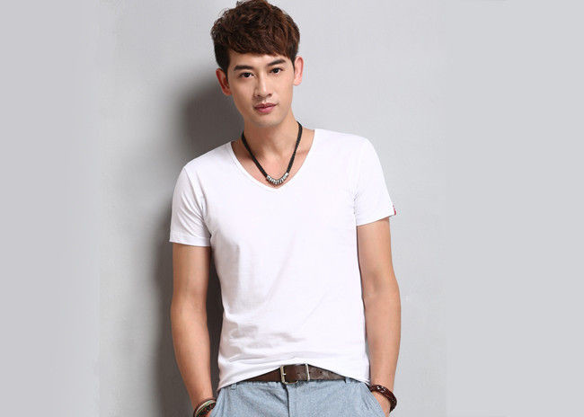 China White V Neck Mens T - Shirts Crease Resistant Not Deformed Five-Quarter Sleeve on sale