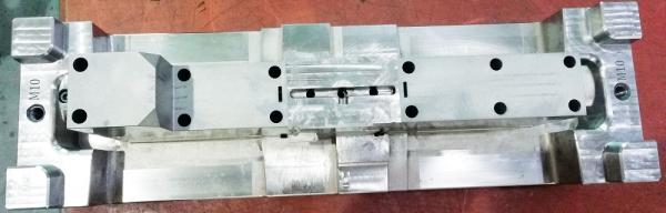 DME 73H8 Medical Plastic Injection Molding For Hospital Ventilator