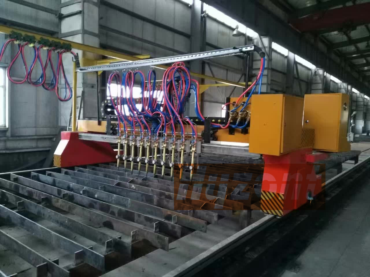 China Multi Torch Flame Strip Cutting Machine 220V Oxy Fuel Cutting Machine on sale