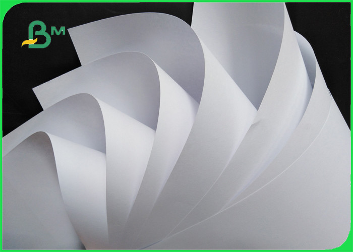 China 60gsm Woodfree Offset Printing Paper Good Ink Absorbency Free Sample on sale