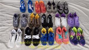 China old men sports shoes，used shoes，old shoes，second hand shoes，used bag，used cloth。 on sale