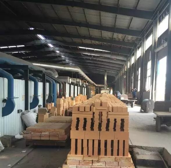 High Heat Refractory Bricks  For Industrial Magnesite & steel refining Furnace