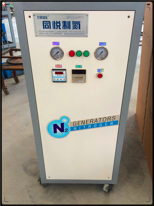 China 3 - 20 Nm3/H High Purity Small Nitrogen Generator For Food / Chemcial Industry on sale