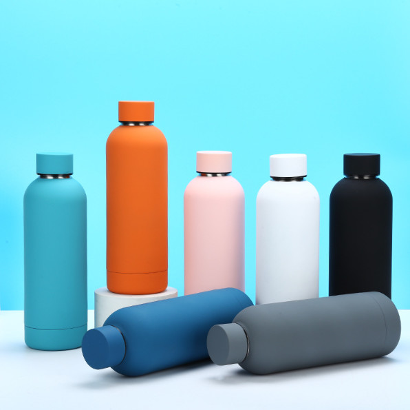 China hot sale  500ml/750ml new design water bottle/Insulated water cup/Stainless steel water bottle/support customization on sale