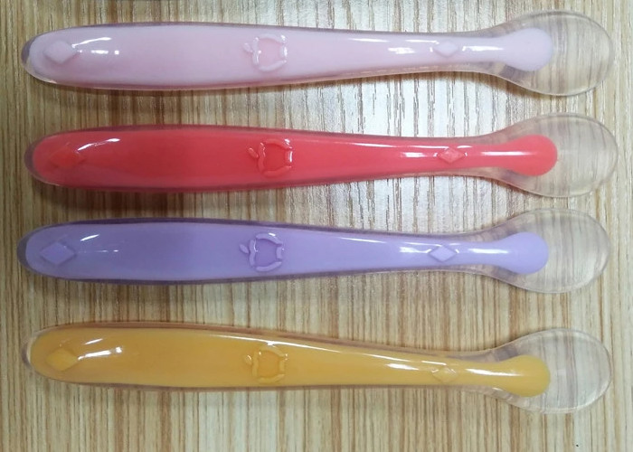 Best 2 Color Silicone Injection Molding Reusable Baby Feed Spoon wholesale