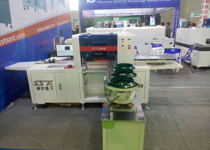 China LED Light SMT Assembly Machine , High Accuracy SMD Pick And Place Machine on sale