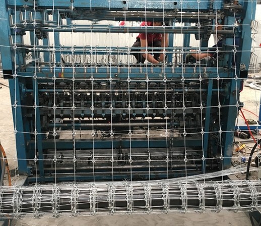 Best Durable Fence Making Equipment Anti - Corrosive , Chain Link Fence Weaving Machine wholesale