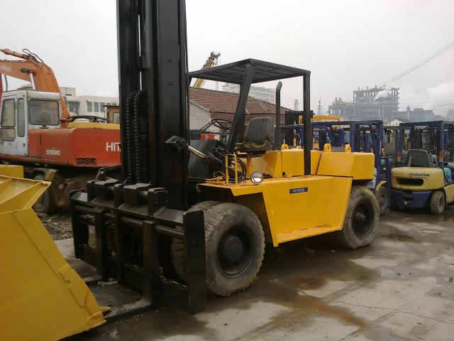 Cheap Used Komatsu 10 Ton Forklift,Used Japan 10 Ton Forklift Good Condition for sale