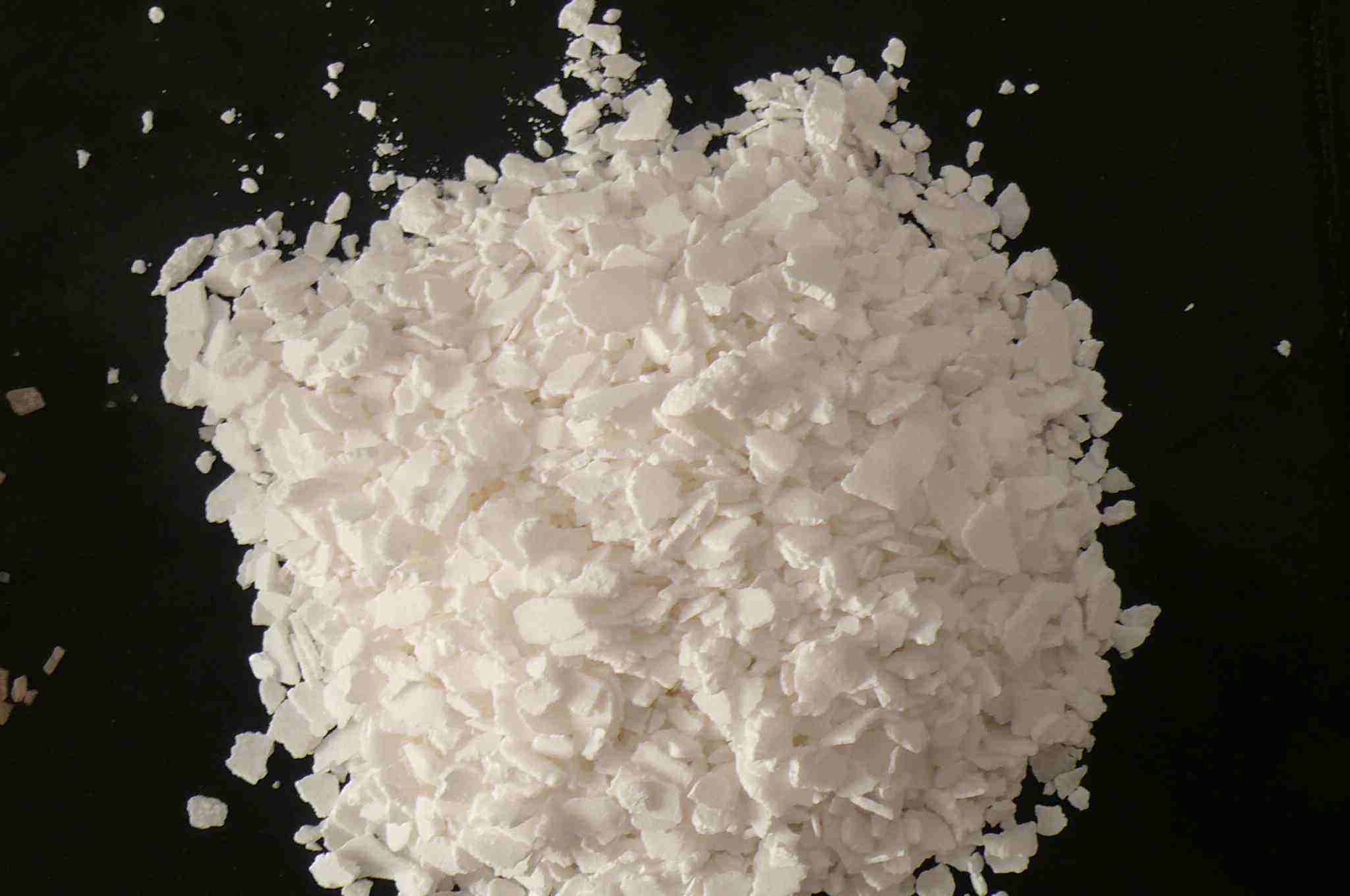 Cheap 74% 77% 94% 95% food grade and industrial grade calcium chloride cacl2 flakes granular pellet for sale